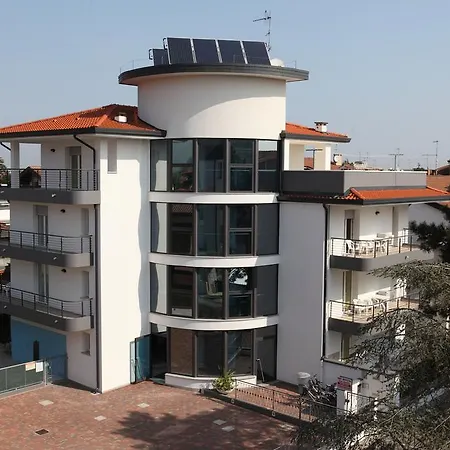 Bruna Apartment